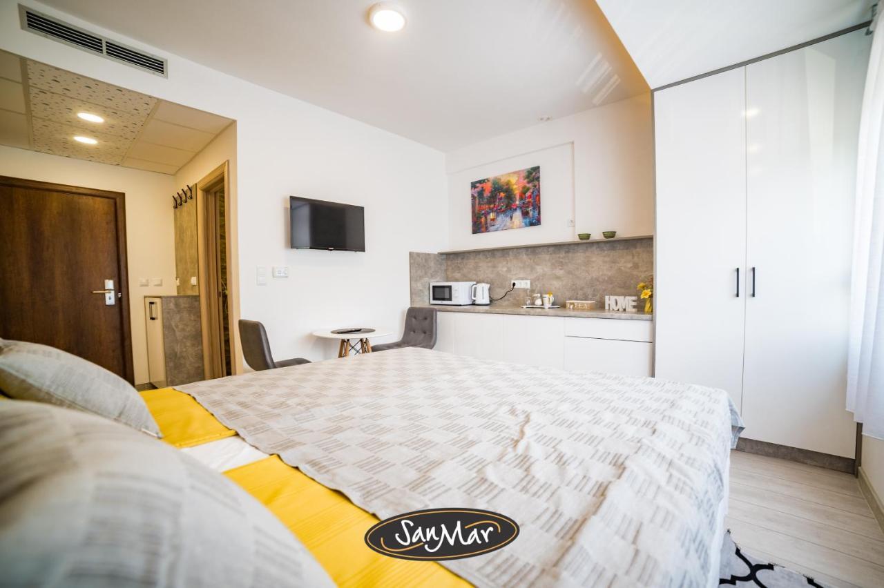 San-Mar Apartments Tuzla Exterior photo